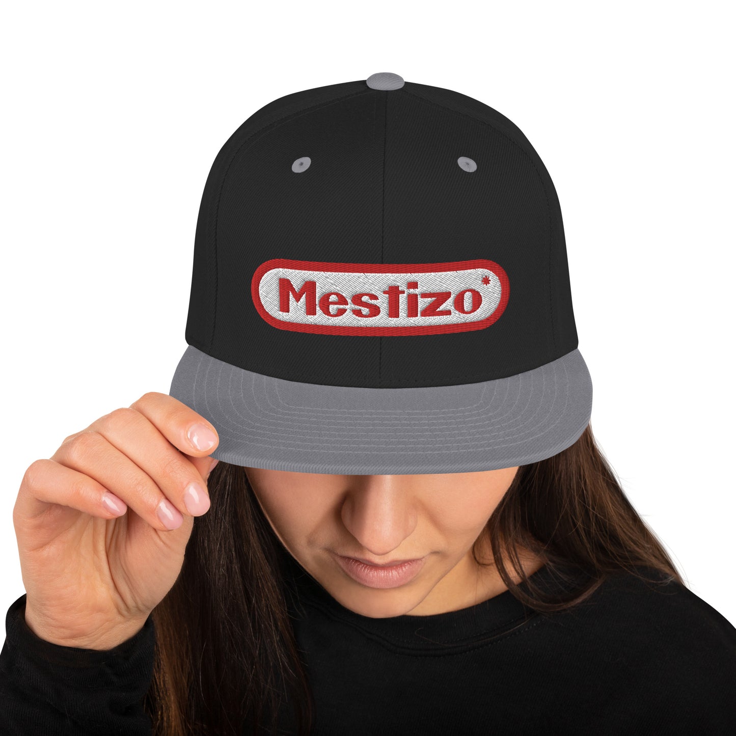 Mestizo Snaps back